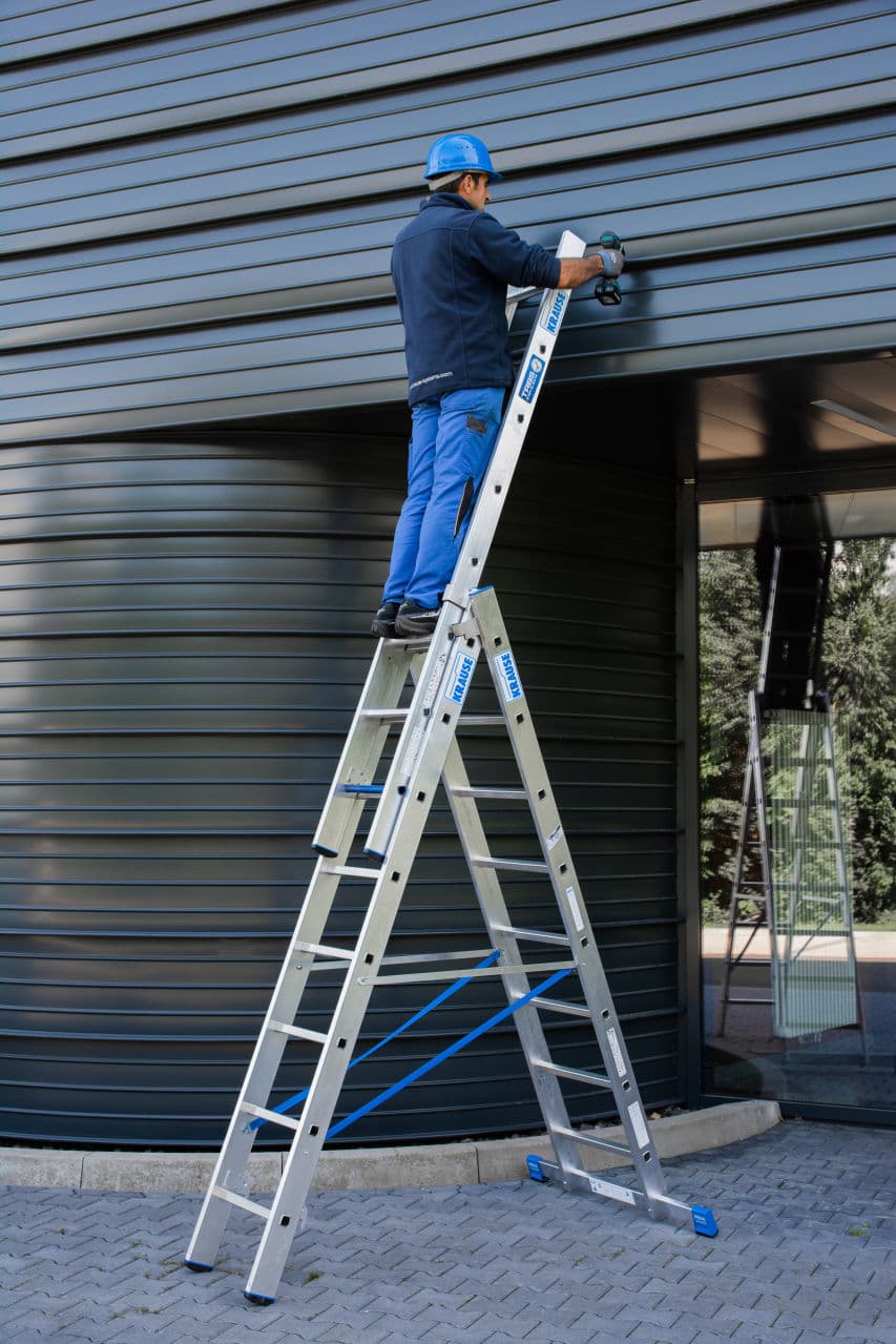 Трехсекционная универсальная лестница Krause Stabilo +S 3х8 131652